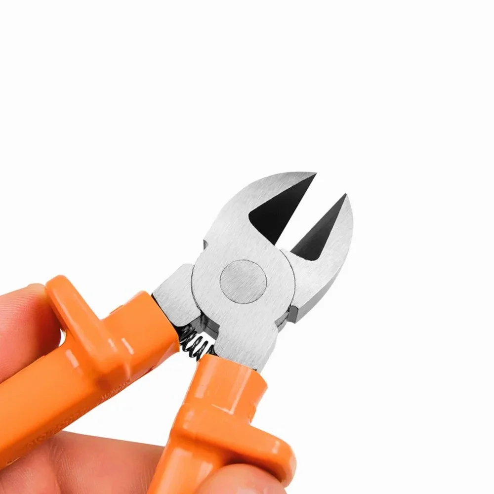 Alicate de Corte Diagonal Rente Isolado 1000V NBR9699 NR10 CRV 6" Tramontina Pro 44002/116