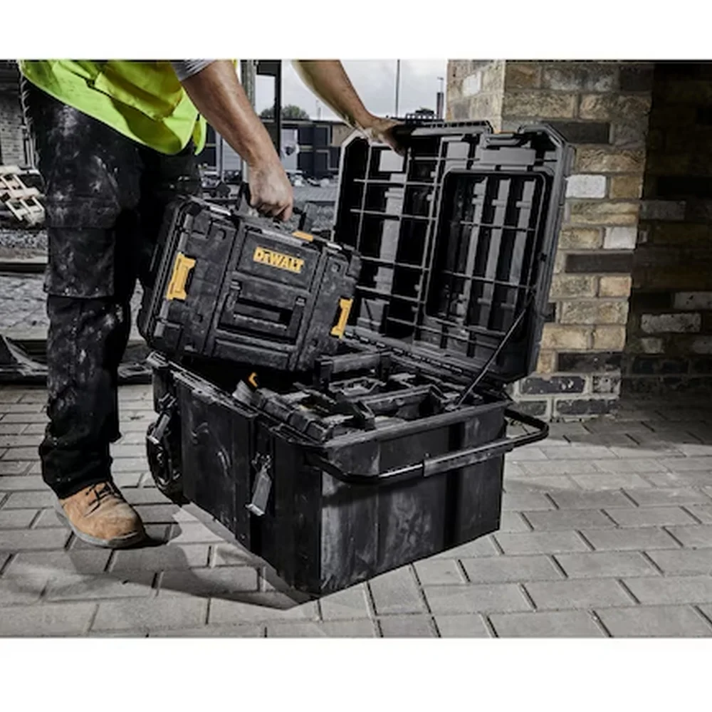 Caixa Plastica Bau com Rodas Contractor Tstak para Ferramentas 113 LITROS Dewalt DWST17871-1