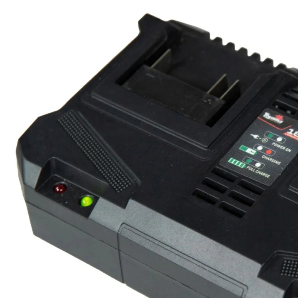 Carregador de Bateria Duplo 18V 2,5AH Bivolt Toyama TBT18CHG2.5D2