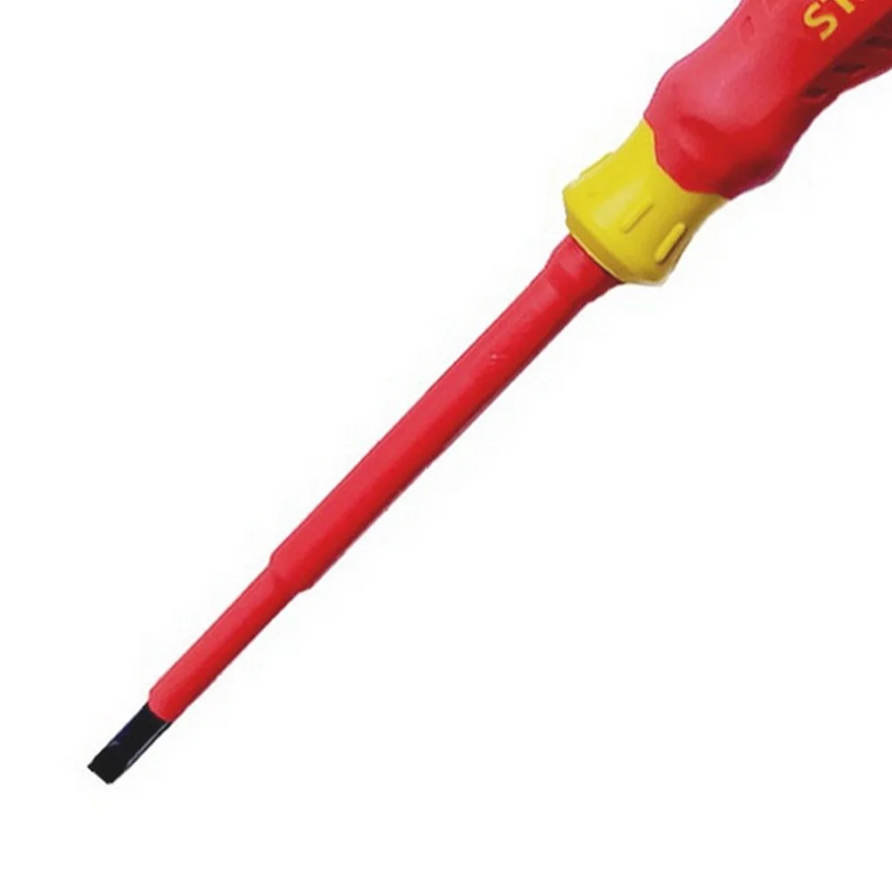 Chave de Fenda Haste Isolada 1000V VDE EN60900 CRV 5,5X125MM Stanley STMT60165-LA
