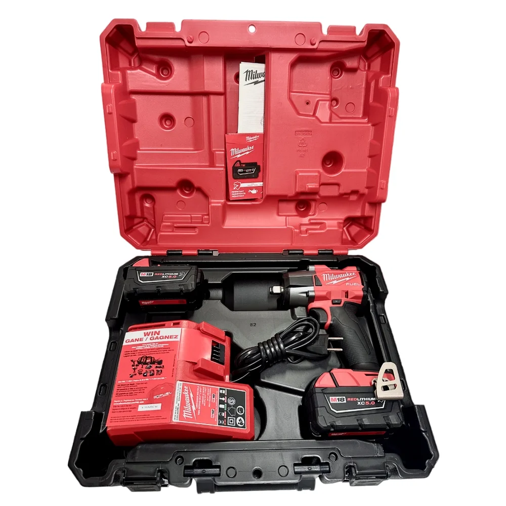 Chave de Impacto a Bateria 18V 745NM Brushless Maleta Carregador 2 Baterias 5AH 1/2" 220V Milwaukee 2962-22R