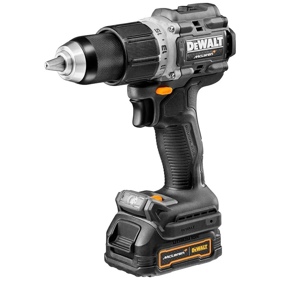 Combo Parafusadeira+furadeira Impacto 20V Carregador Maleta e 2 Baterias 2AH Mclaren 1/2" 1/4" Bivolt Dewalt DCK200ME2GT-BR