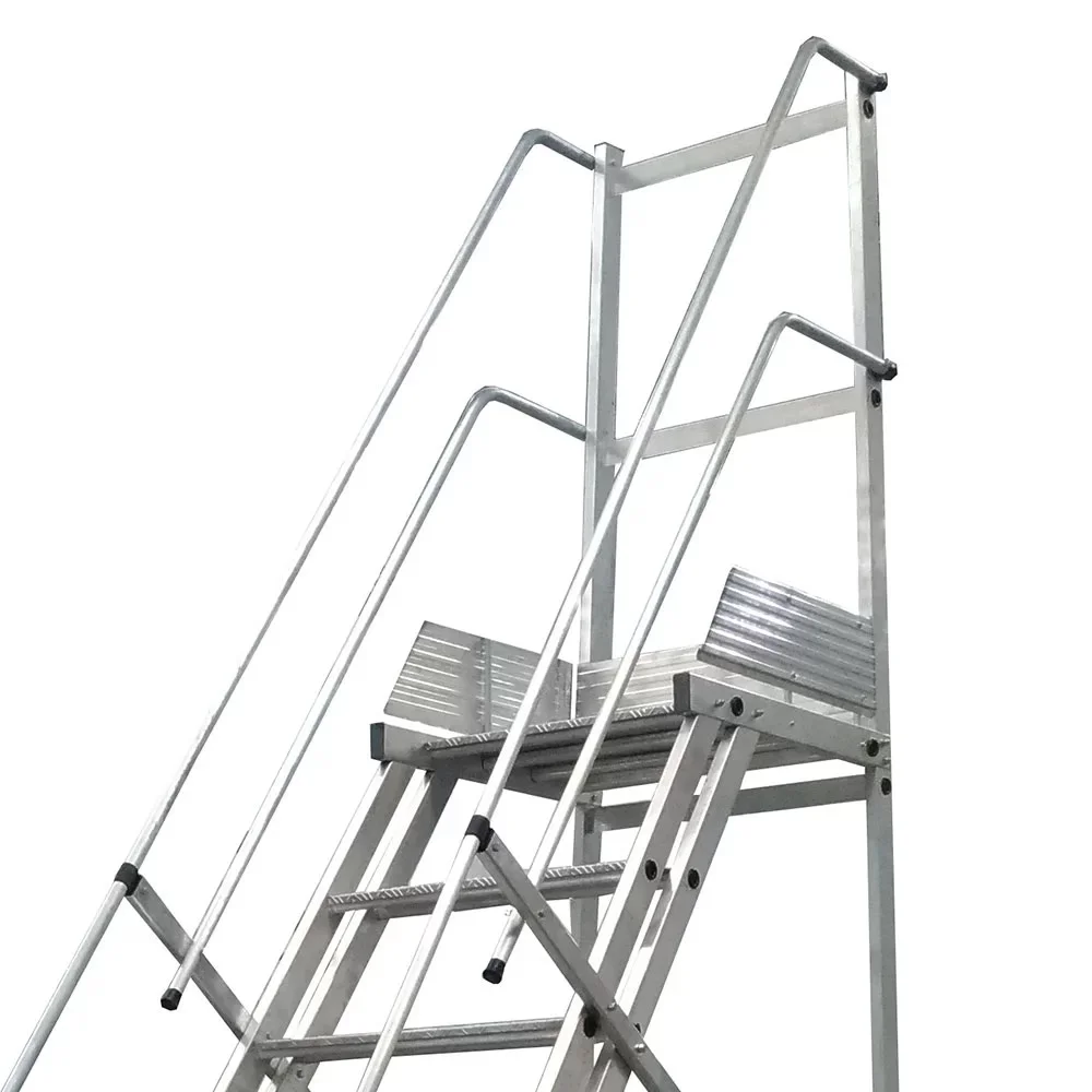 Escada Plataforma Trepadeira Nr12 Em Aluminio com 9 Degraus+patamar e Corrimaos 2,5M Escaleve PLAT NR 2500