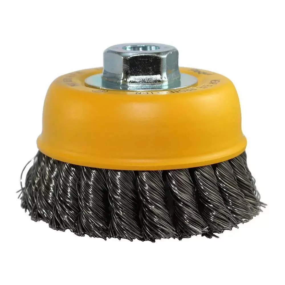 Escova de Aco Carbono Copo Trancada FIO 0,50 2.1/2"X14MM Pequi 608151BP