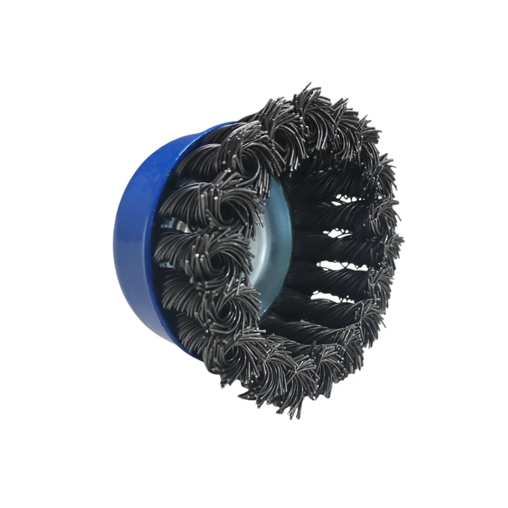 Escova de Aco Carbono Copo Trancada FIO 0,60 2.1/2"X14MM Inebras 06815