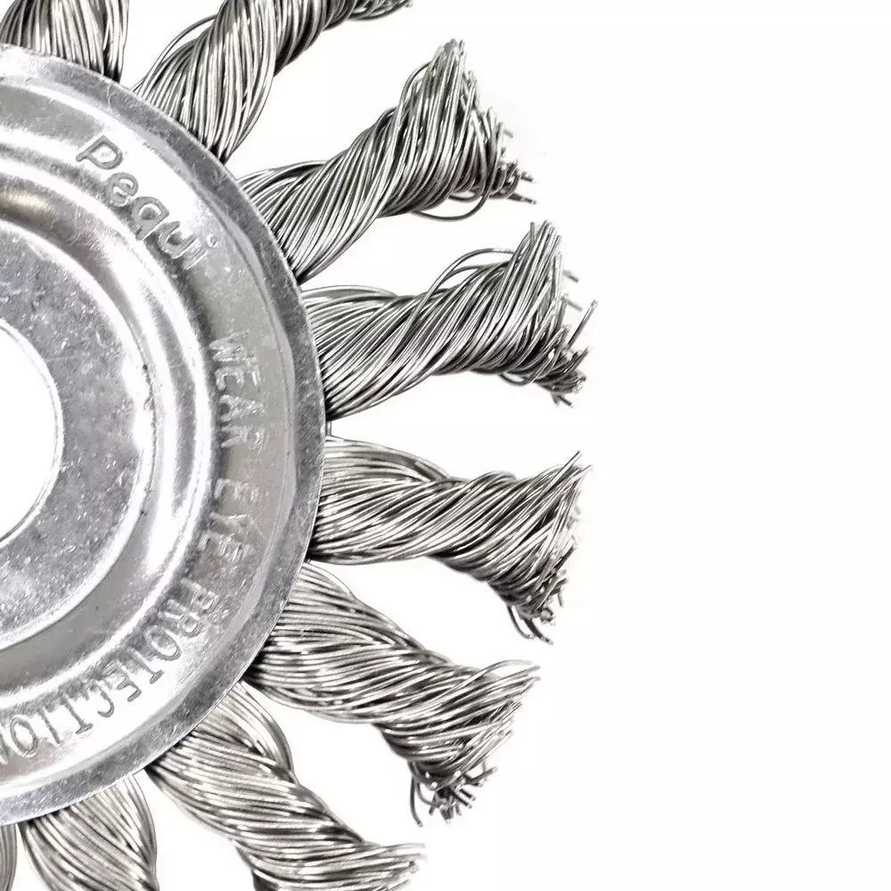 Escova de Aco Inox Circular Trancada FIO 0,50MM 4.1/2X1/2X7/8" Pequi 631351BPS