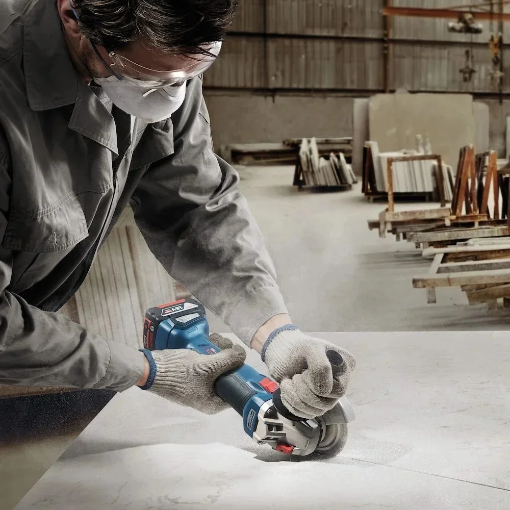 Esmerilhadeira Angular a Bateria 18V Brushless Sem Carregador e Bateria 5" Bosch GWS 18V-10