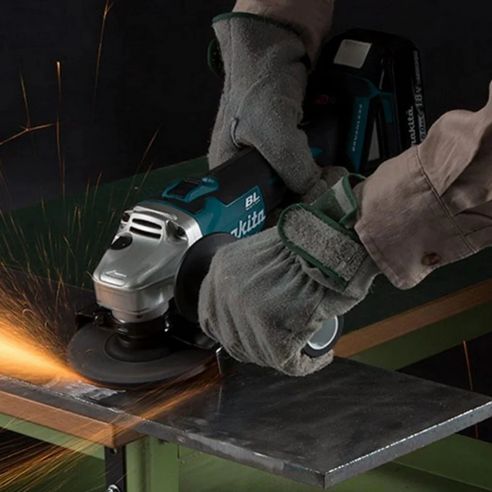 Esmerilhadeira Angular a Bateria 18V Brushless Sem Carregador e Bateria 5" Makita DGA506ZK
