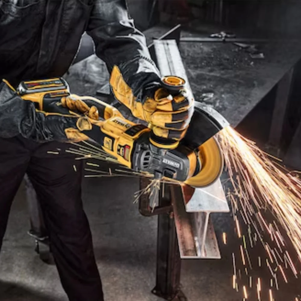 Esmerilhadeira Angular a Bateria 60V Max Brushless Sem Carregador e Bateria 7"-9" Dewalt DCG460B-B2