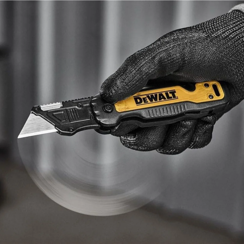 Estilete Dobravel Trapezoidal Push & Flip com Armazenamento para 5 Laminas 18MM Dewalt DWHT10992
