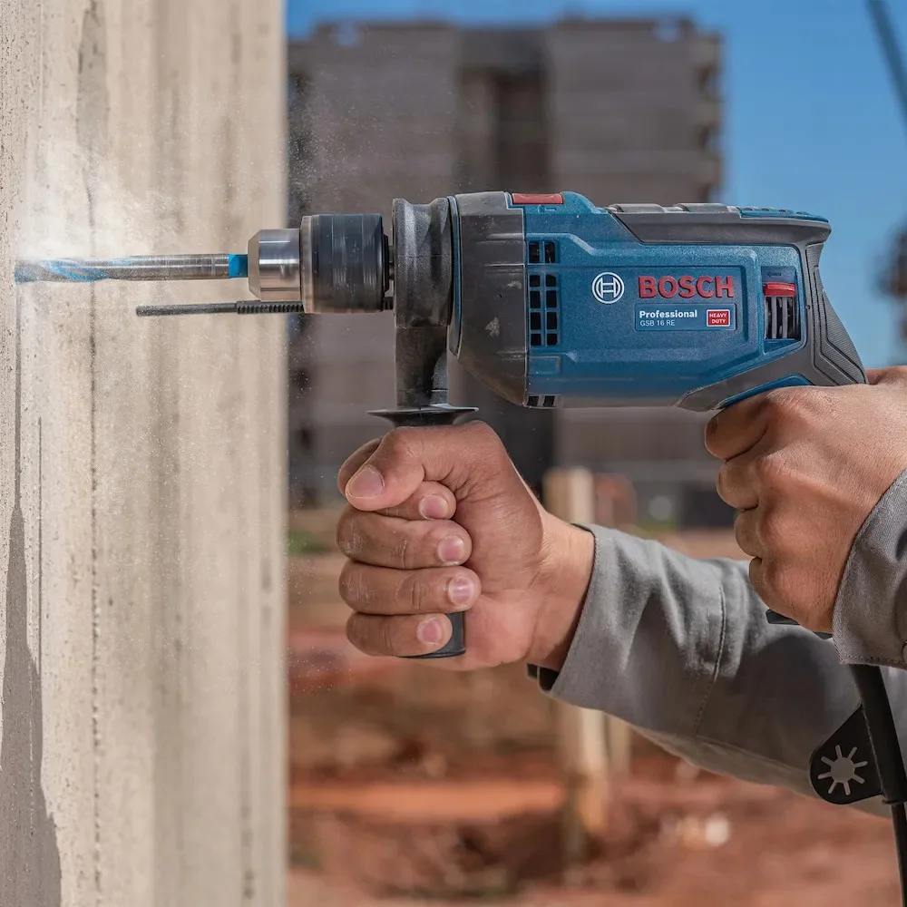 Furadeira de Impacto Reversivel Velocidade Variavel 1/2" Bivolt 750W Bosch GSB 13RE