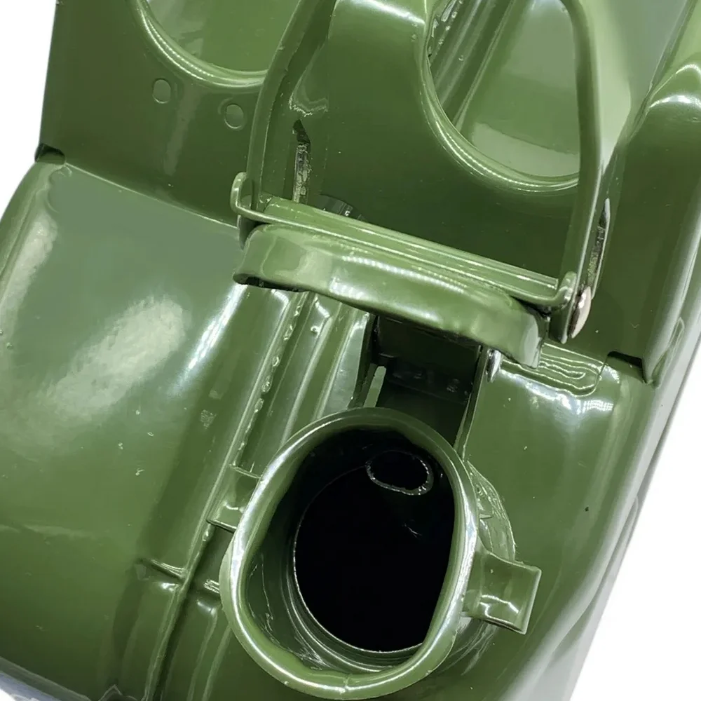 Galao de Metal Verde para Agua e Combustivel Chapa 0,6MM 20L Bremen 6614