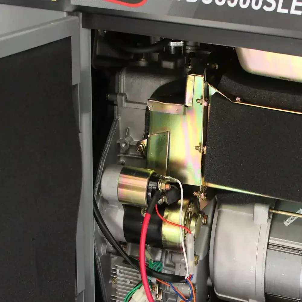 Gerador de Energia a Diesel Cabinado USO Intensivo 498CC 4T Partida Eletrica 220V TRIF 7,5KVA Toyama TDG8500SLE3DXP