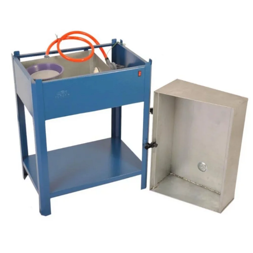 Lavadora de Pecas Com Eletrobomba e Reservatorio de 20L 60X40X88CM 110V Fercar LV610
