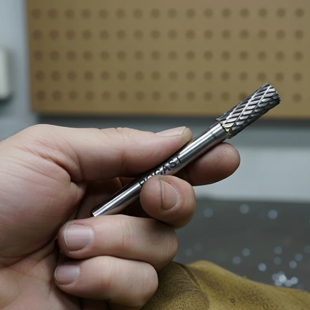 Lima Rotativa Cilindrica Corte No Topo MD 8X20MM Rocast 450011