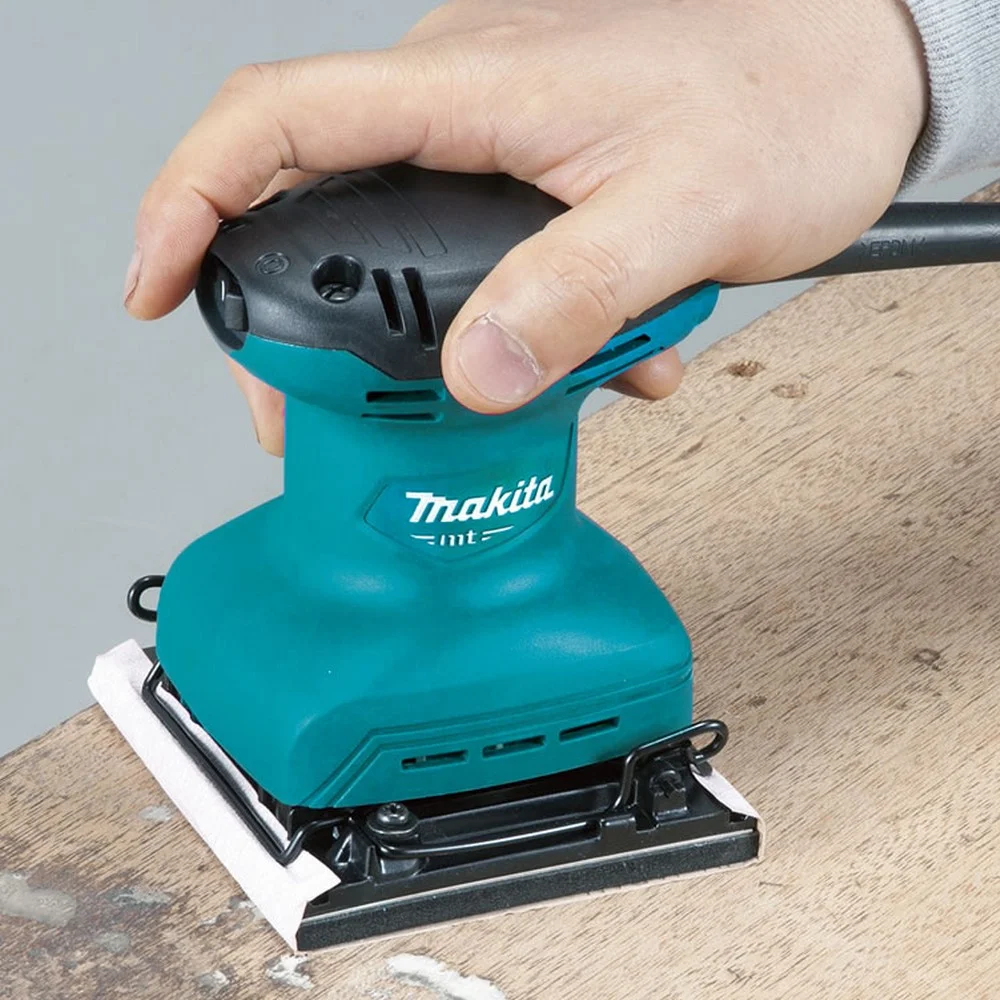 Lixadeira Orbital 114X140MM 110V 180W Makita Mt M9200B