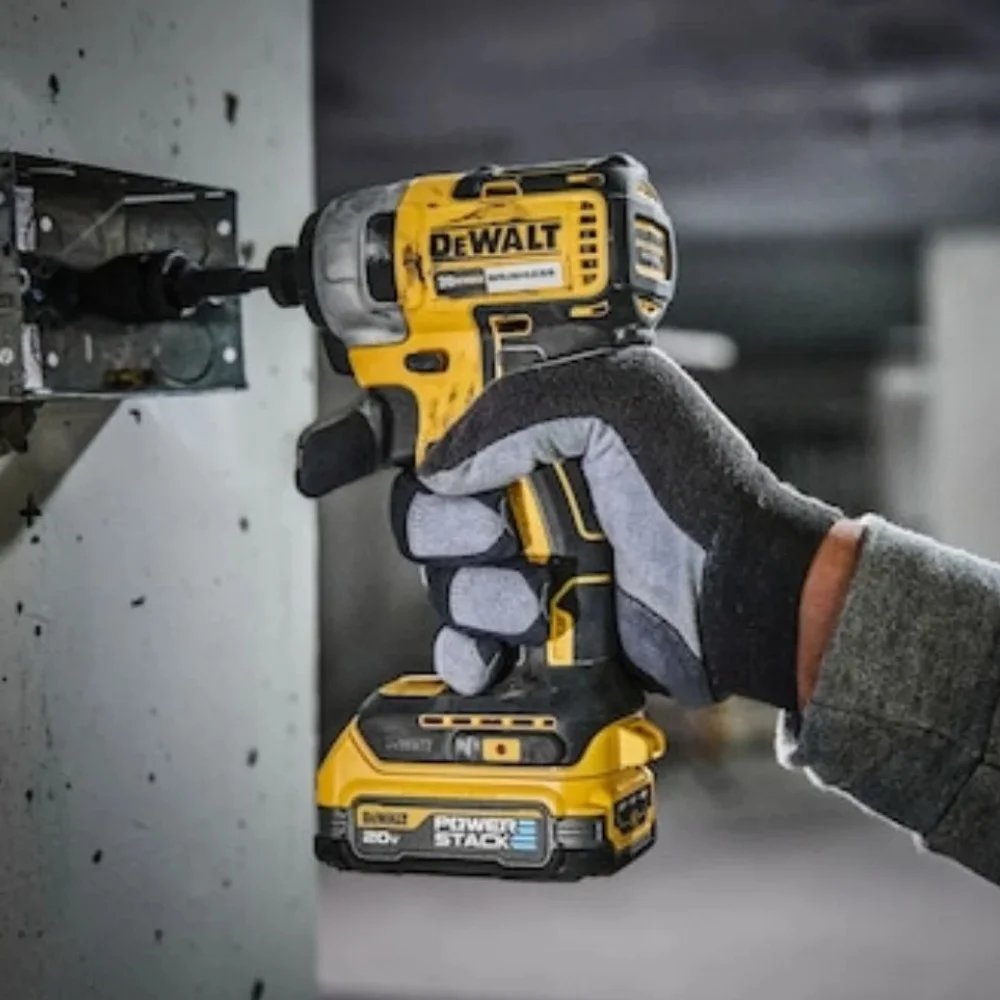 Martelete Sds Plus+parafuradeira Impacto 20V Brushless Carregador Maleta e Baterias 2AH e 5AH Bivolt Dewalt DCK260D1P1T-BR