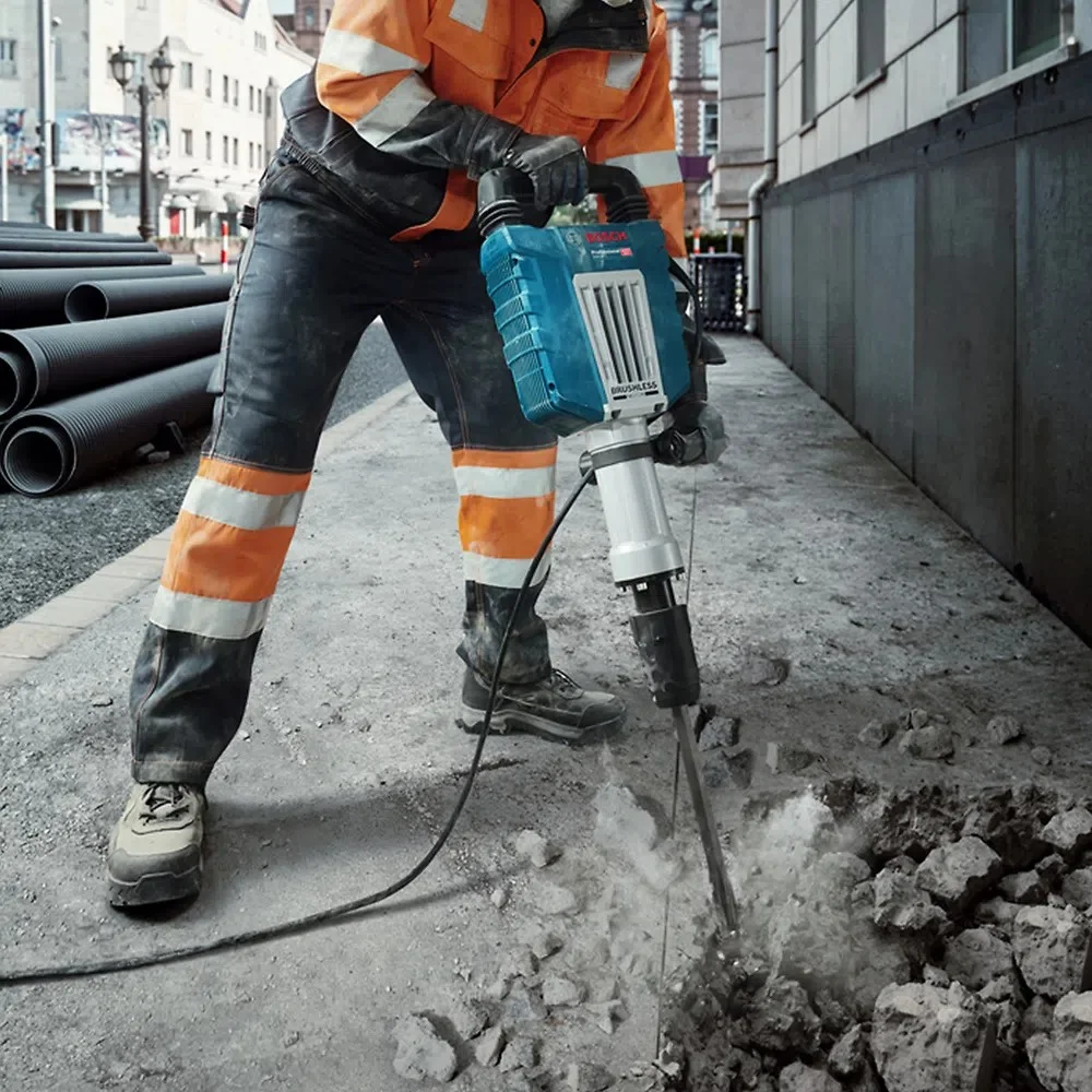Martelo Demolidor 14,6kg Encaixe Sextavado 22MM com Maleta e Acessorios 28J 220V 1750W Bosch GSH 14 C