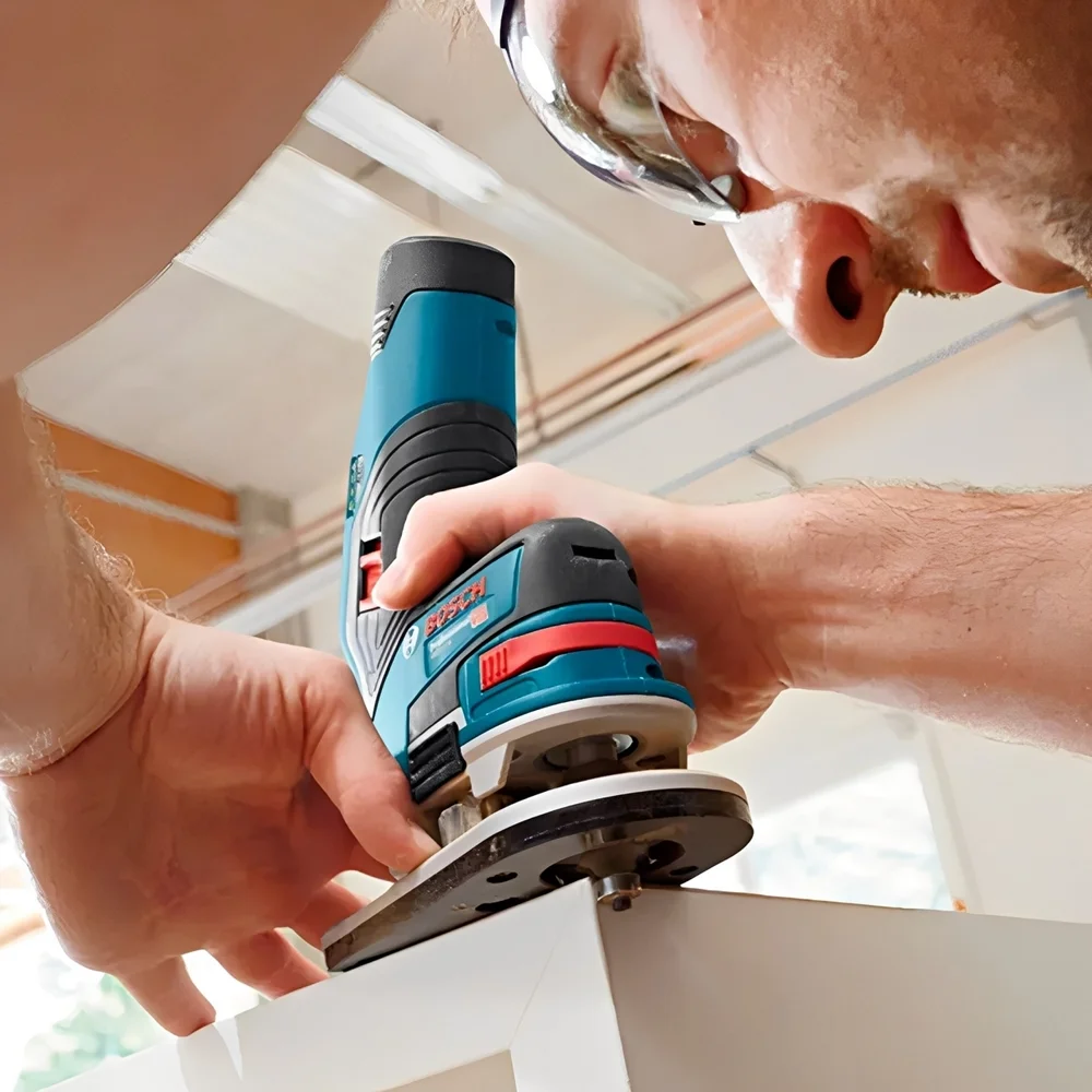 Mini Tupia a Bateria 12v Brushless Sem Carregador e Bateria 6MM-1/4" Bosch GKF 12V-8