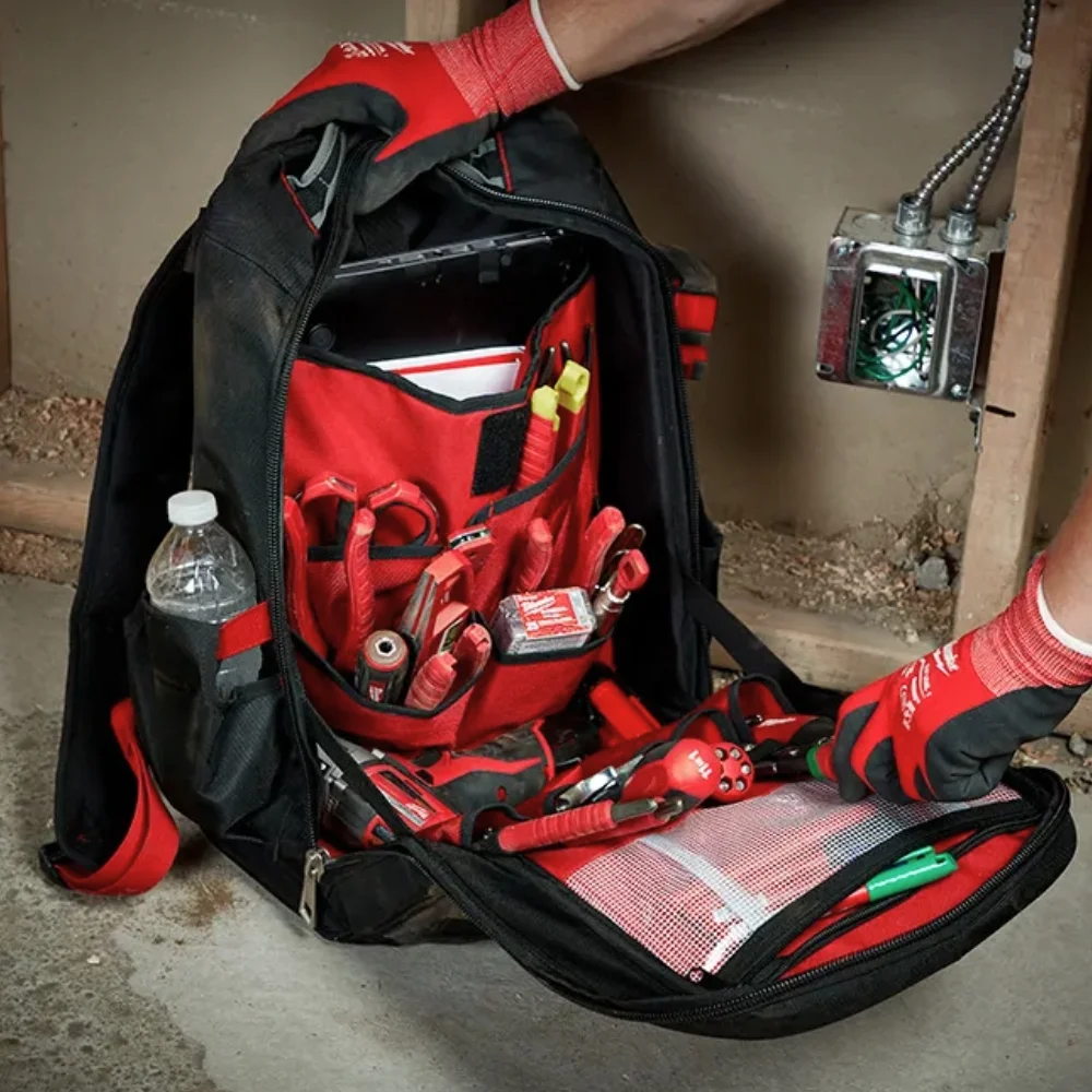 Mochila para Ferramentas Perfil Baixo Com 22 Bolsos Milwaukee 48-22-8202