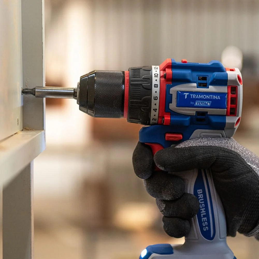 Parafusadeira Furadeira a Bateria 20V Brushless Sem Carregador e Bateria 1/2" Tramontina Tota 42301/003