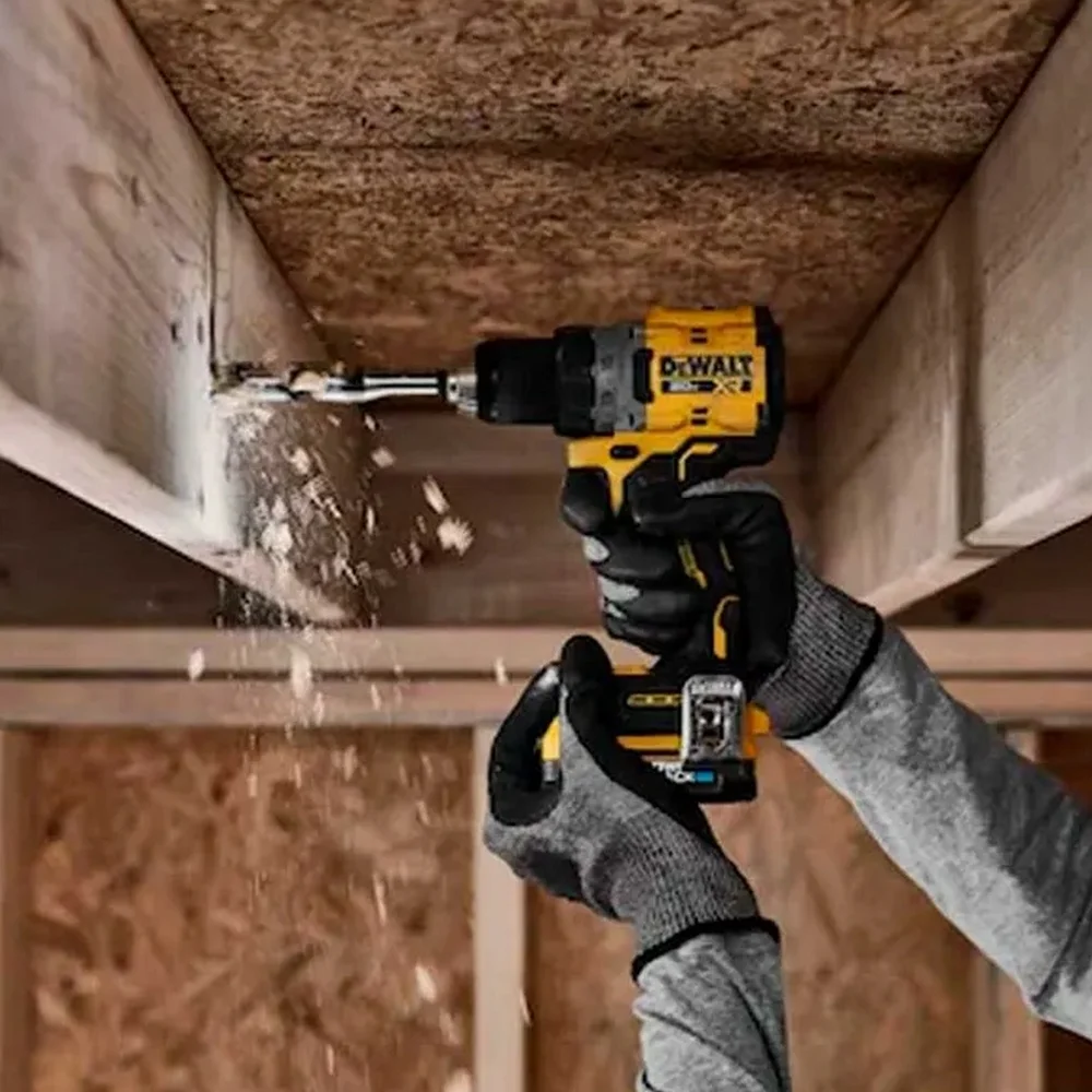Parafusadeira Furadeira Impacto Bateria 20V Max Brushless Compacta Sem Carregador e Bateria 1/2" Dewalt DCD806B-B3