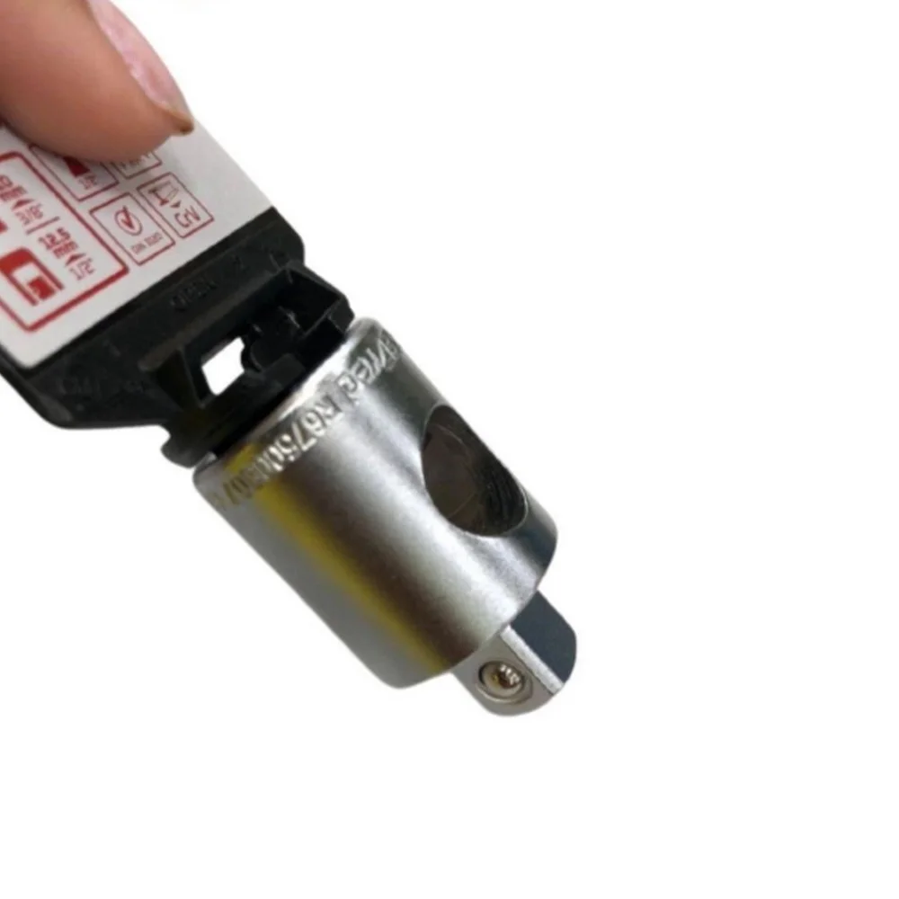 Reducao para Soquete Quadrado Femea 1/2" Macho 3/8" CRV 1/2X3/8" Gedore Red R67500007