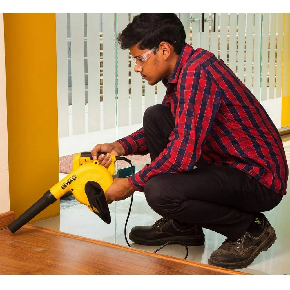 Soprador Aspirador de Ar Velocidade Variavel 110V 800W Dewalt DWB800-BR