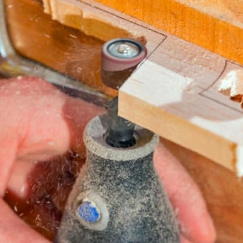 Suporte com Tubo de Lixa Grao 60 Para Micro Retifica 1/2" Dremel 407