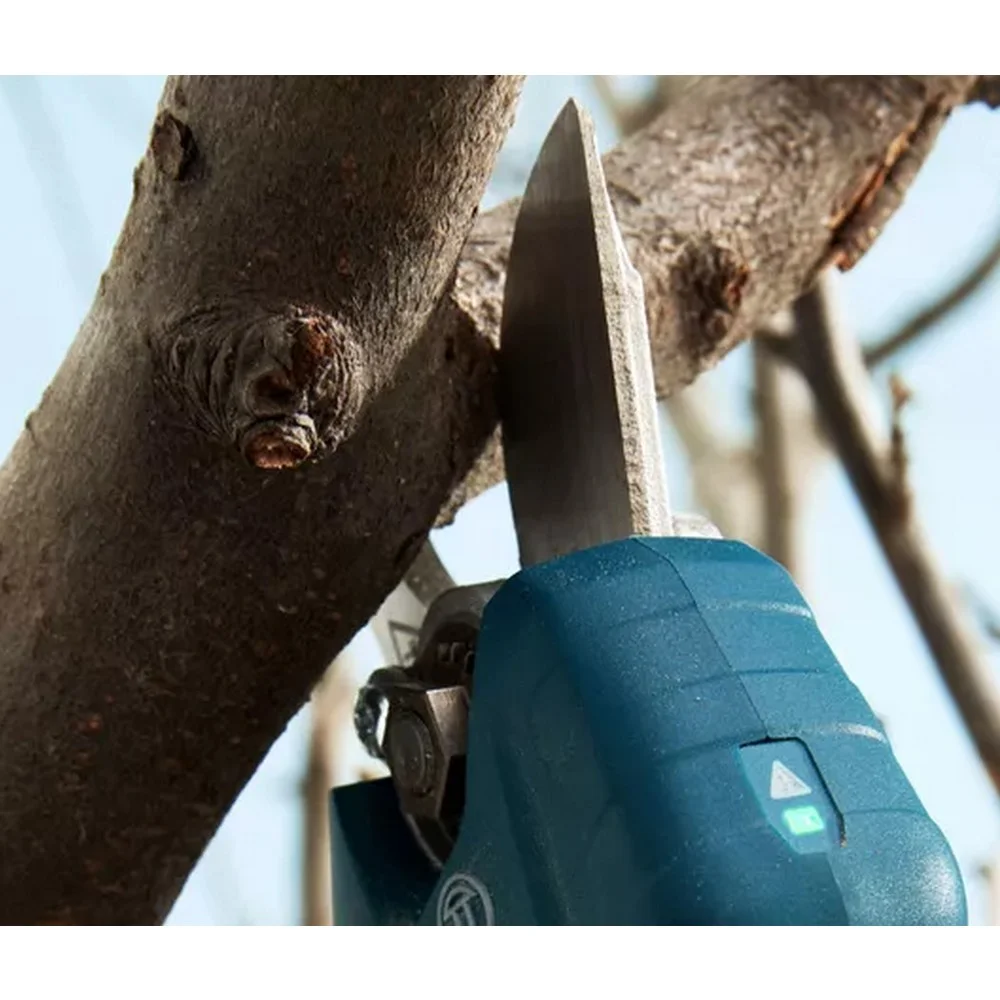 Tesoura de Poda a Bateria 12V Brushless Sem Carregador e Bateria Bosch PRO PRUNER