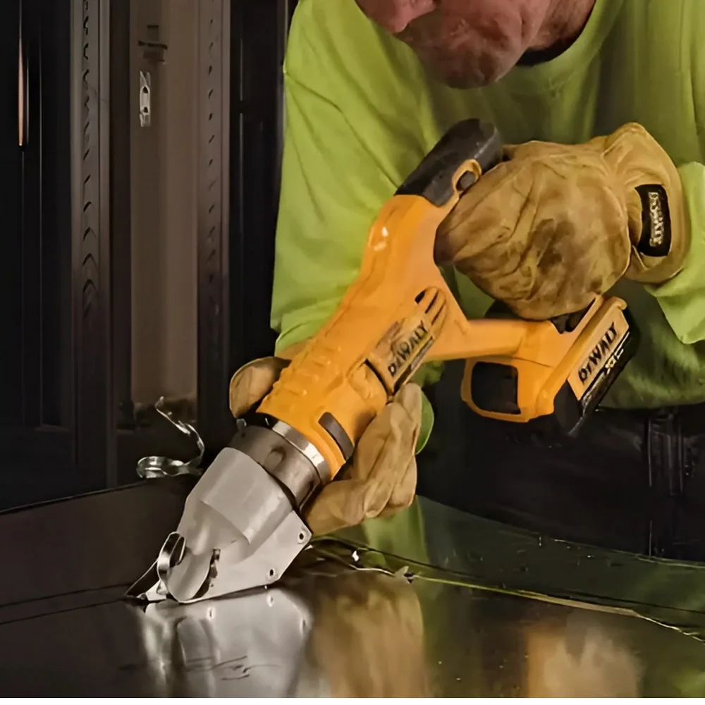 Tesoura para Chapa a Bateria 20V Max Sem Carregador e Bateria Dewalt DCS491B