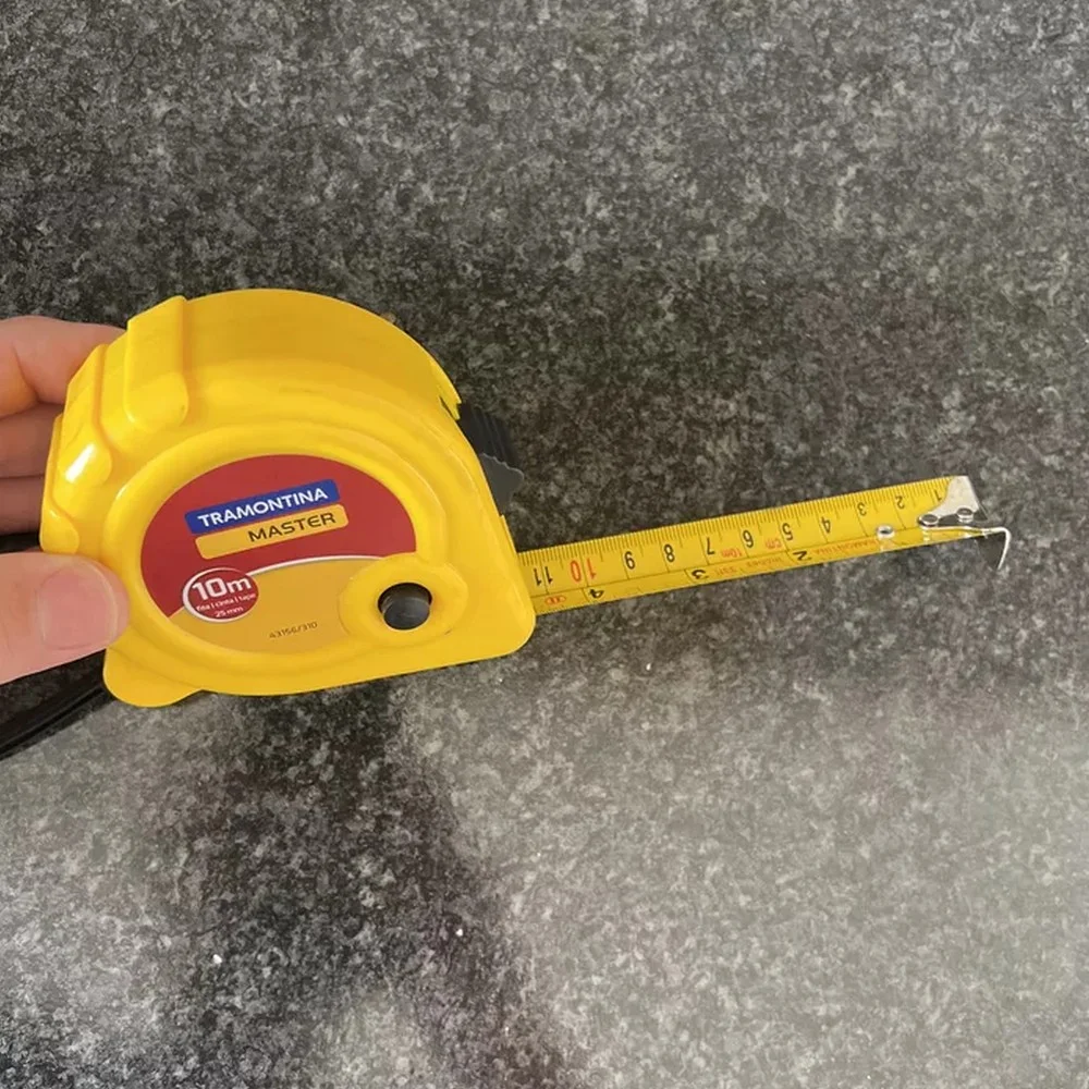 Trena de Aco Caixa Plastica Graduacao Em MM/POL com Trava e Sistema de Freio 10MX1" Tramontina 43156/310