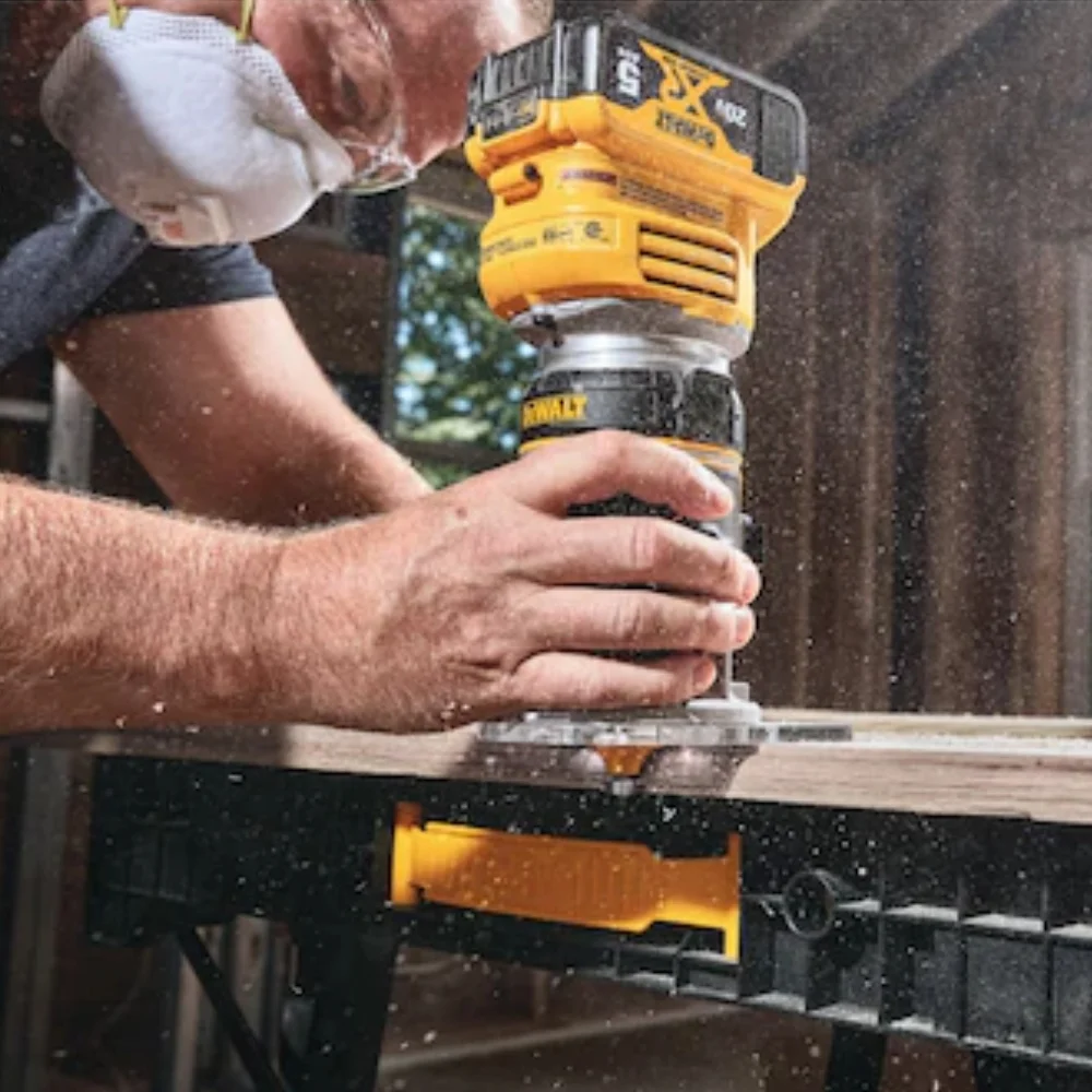 Tupia a Bateria 20V Brushless Sem Carregador e Bateria 1/4" Dewalt DCW600B