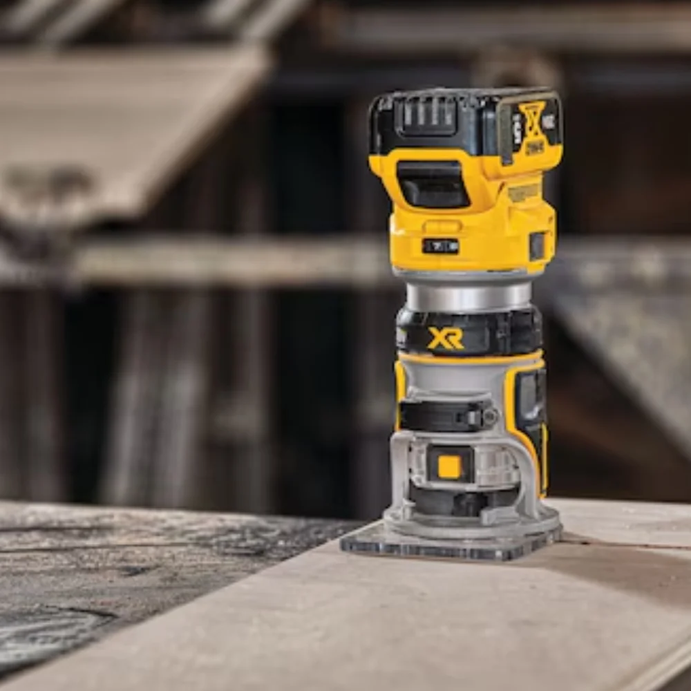 Tupia a Bateria 20V Brushless Sem Carregador e Bateria 1/4" Dewalt DCW600B