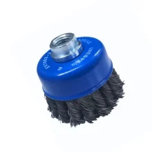 Escova de Aco Carbono Copo Trancada FIO 0,60 2.1/2"X14MM Inebras 06815