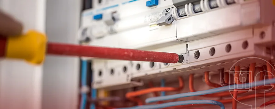 Ferramentas isoladas: Proteção Essencial para Eletricistas