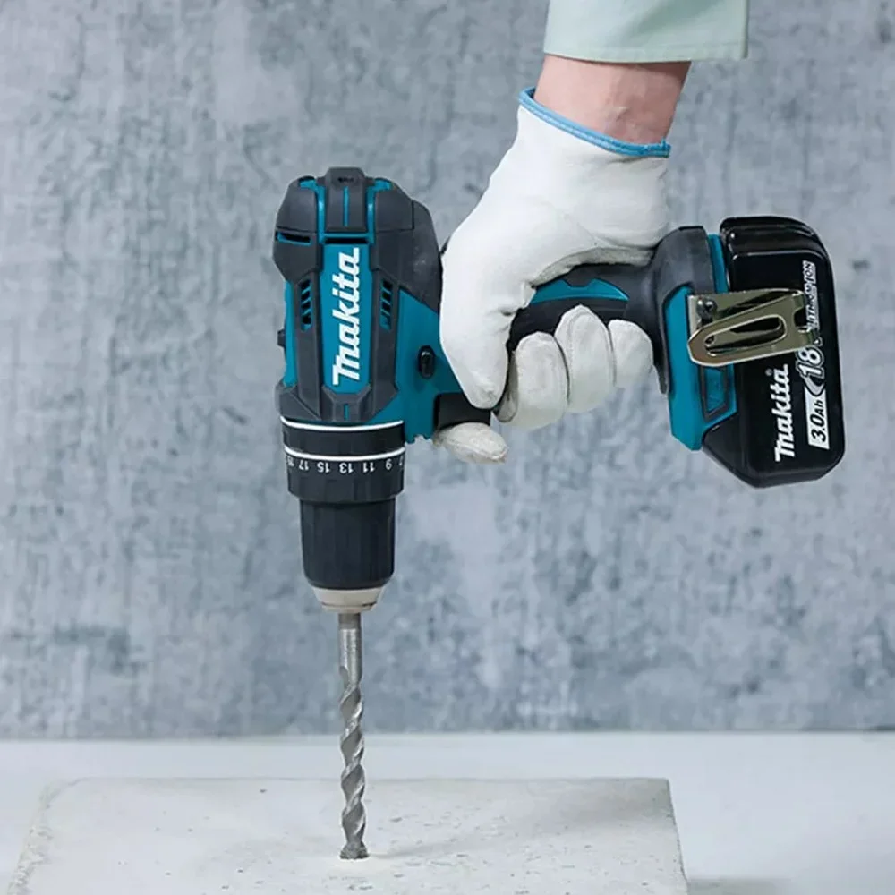 mau usando parafusadeira e furadeira de impacto makita