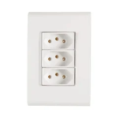 Tomada 4x2 com 3 Tomadas 2P+T 10 A 250 V Liz Branco Tramontina
