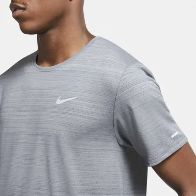camiseta corrida nike