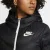 JAQUETA NIKE SPORTWEAR WINDRUNNER DOWNS-FILL FEMININA PRETO