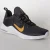 TÊNIS NIKE AIR MAX BELLA TR 2 FEMININO PRETO/DOURADO
