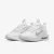 TÊNIS NIKE AIR MAX INTRLK LITE FEMININO BEGE/PRATA