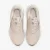 TÊNIS NIKE RUN DEFY FEMININO BEGE/BRANCO
