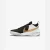 TÊNIS NIKE TEAM HUSTLE D 10 INFANTIL PRETO/DOURADO