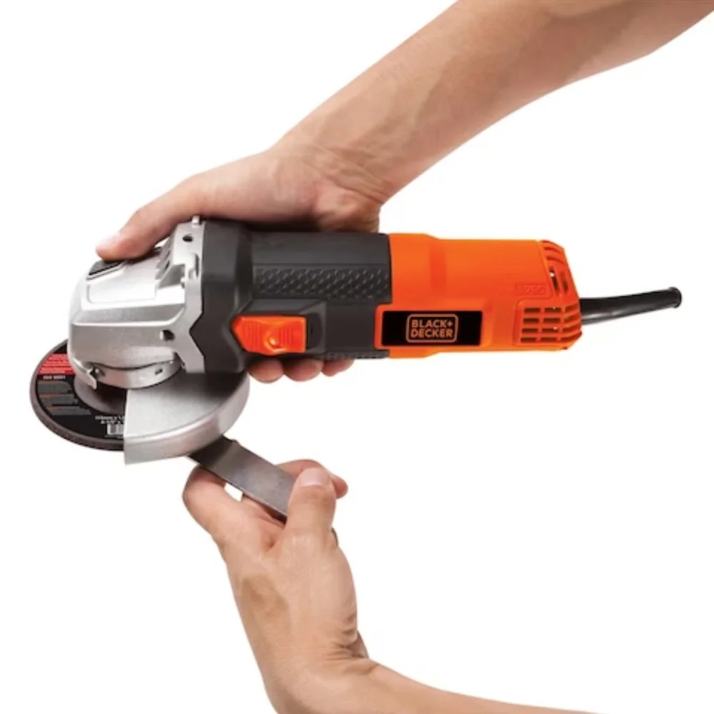 ESMERILHADEIRA ANGULAR 4.1/2" 820 WATTS 127 V G720-BR - BLACK&DECKER