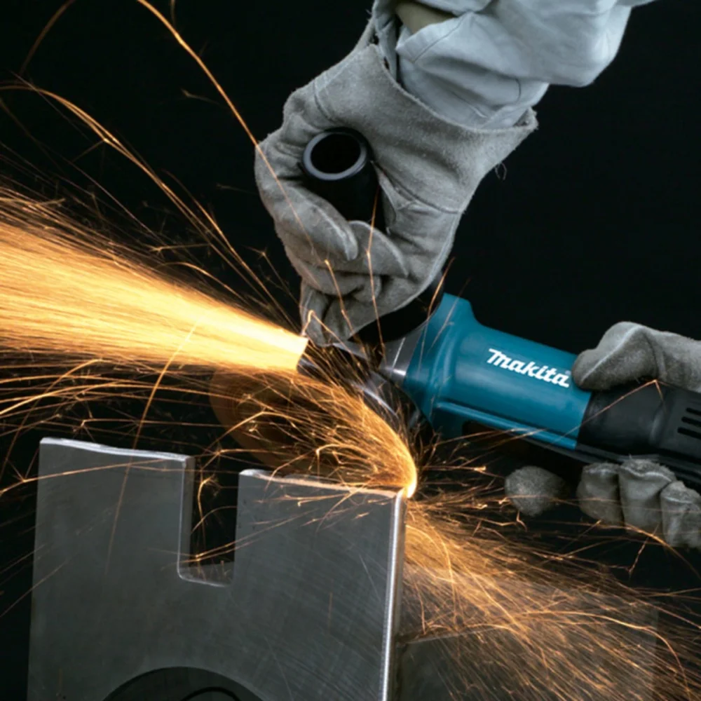 ESMERILHADEIRA ANGULAR 4.1/2" 840 WATTS 127V 9557HPG - MAKITA