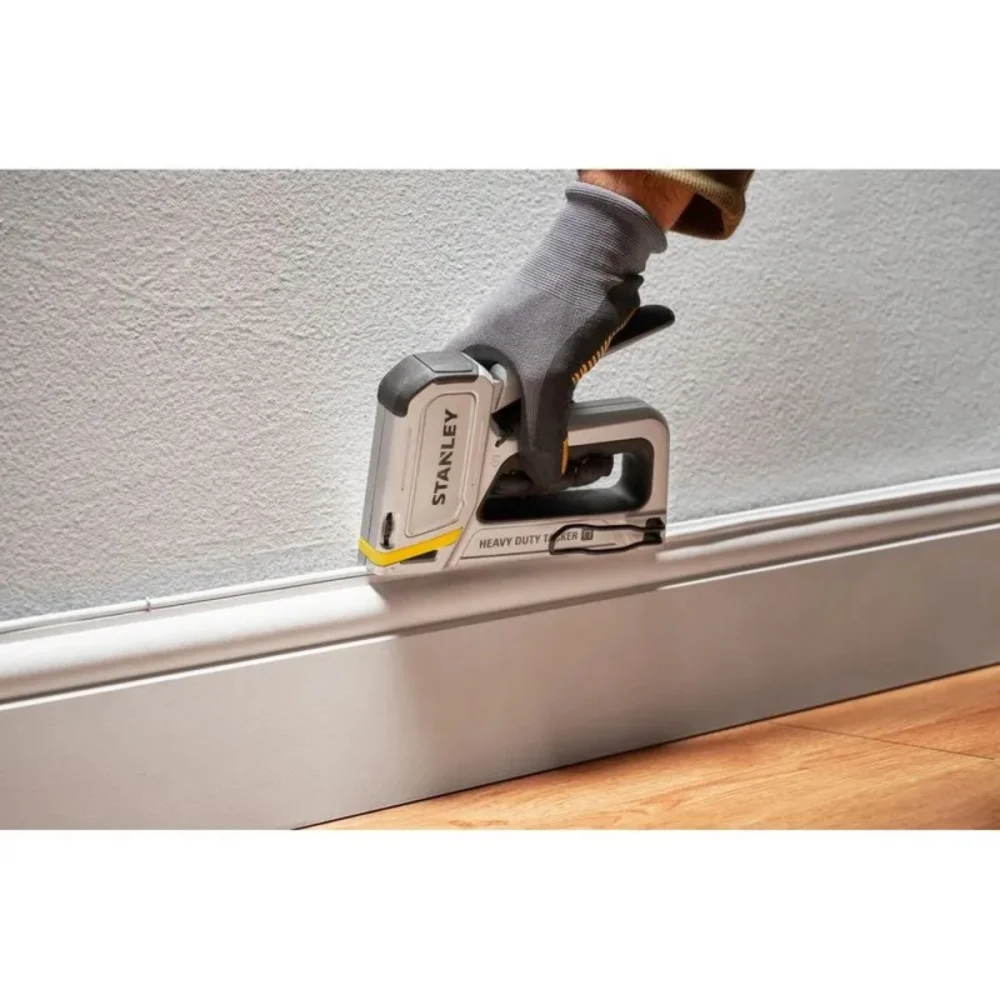 GRAMPEADOR E PINADOR PROFISSIONAL 2 EM 1 STHT70250 - STANLEY