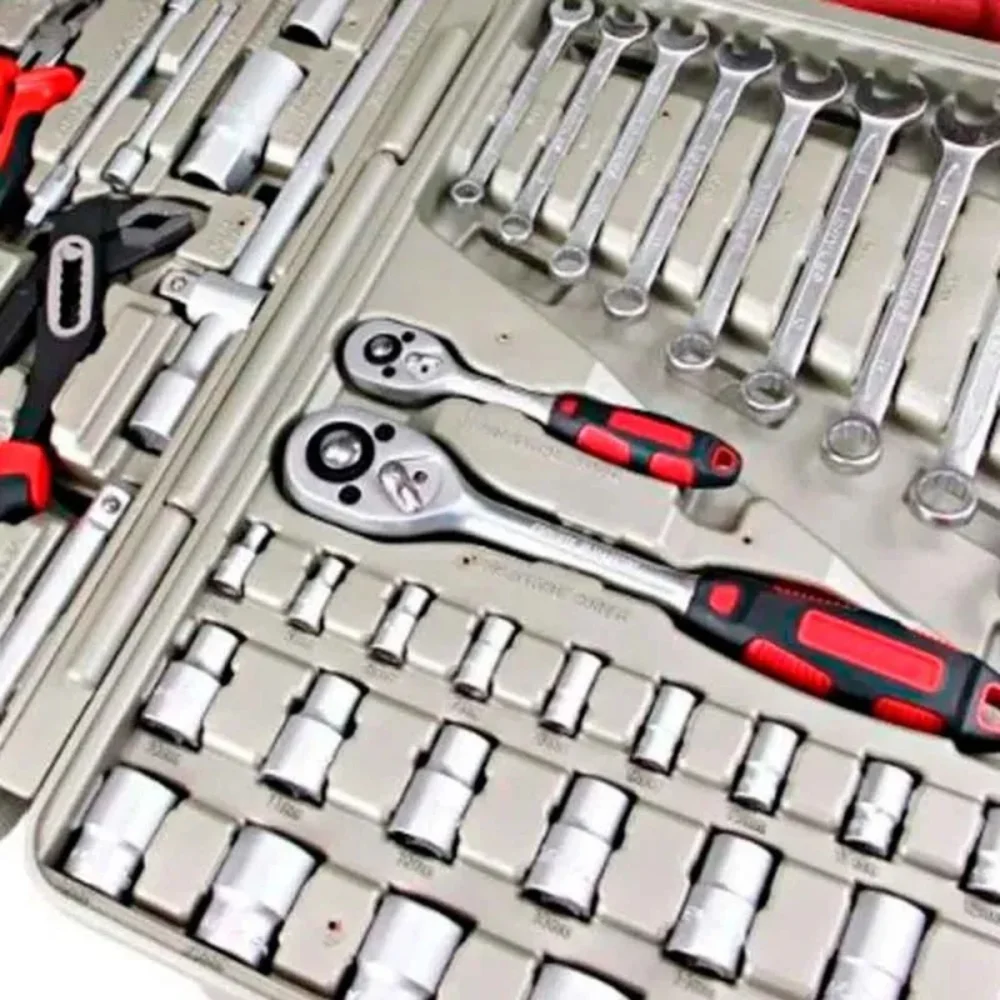 JOGO DE FERRAMENTAS ESPELHADAS COM 110 PEÇAS - MAYLE