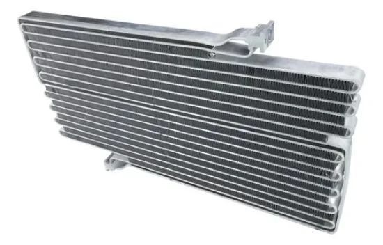 Condensador Volvo Pa Carregadeira L70, L90, L120